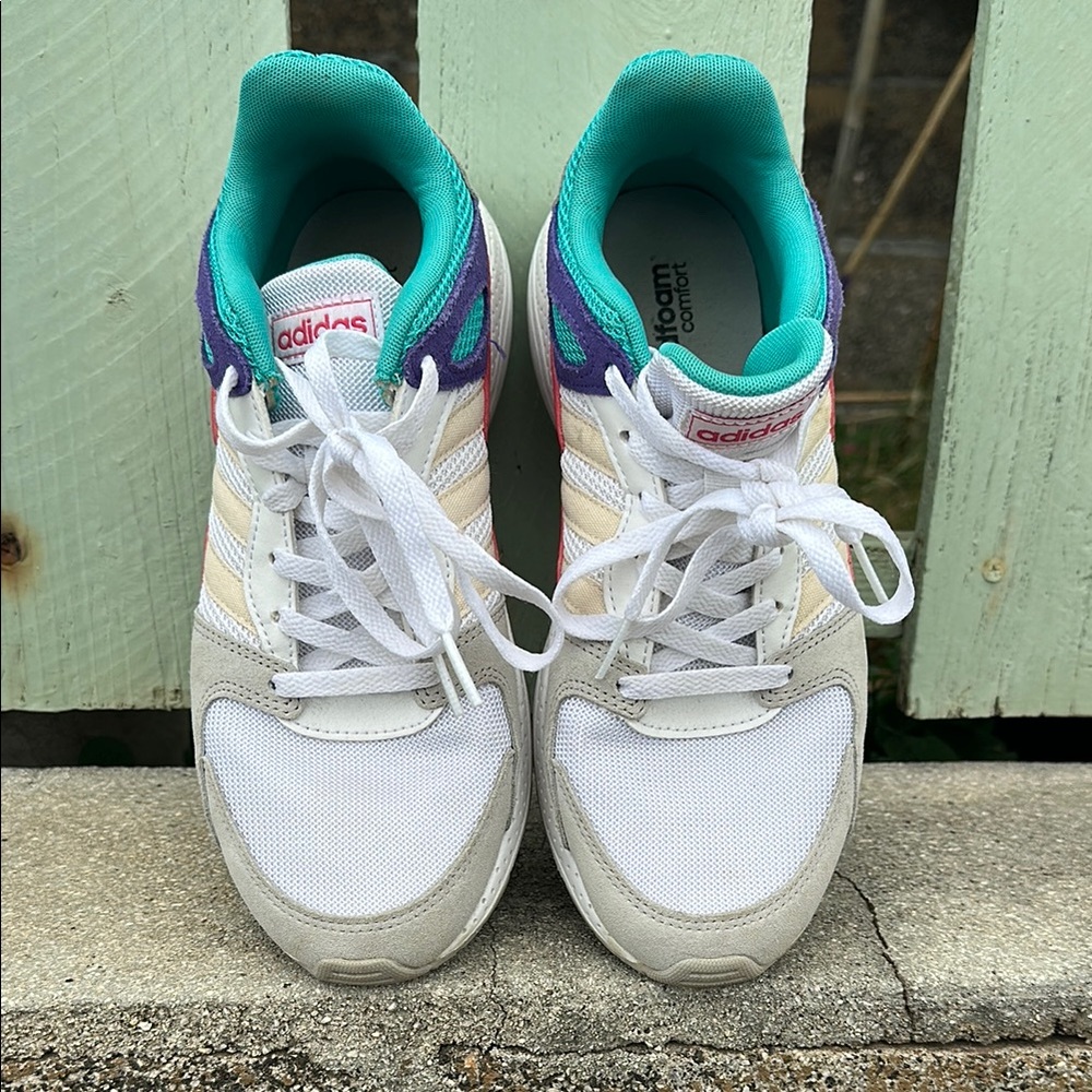Adidas White & Purple Sneakers Low-Top Retro